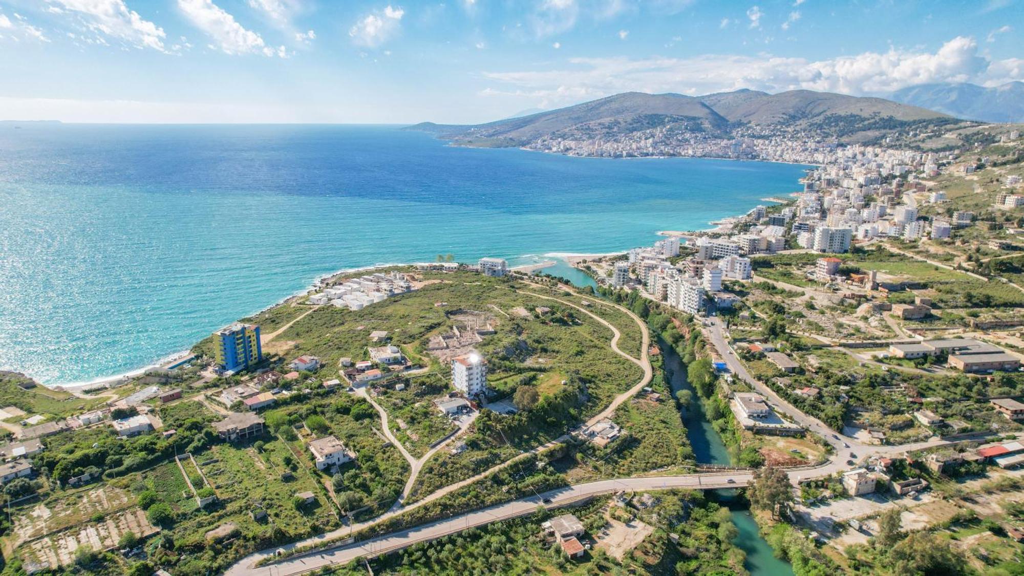 Hotel Holiday Sarandë エクステリア 写真